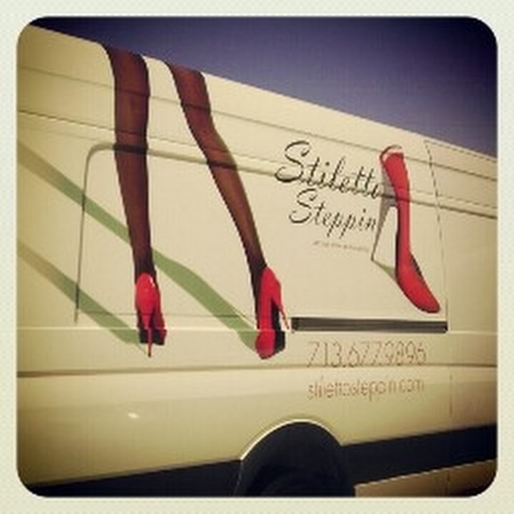 Meet your Posher, Stiletto - Picture 1 of 1